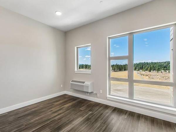 $1,599 / 507ft2 - ¡6 SEMANAS GRATIS! Lo mejor de Bend en The Nest Apartments (Cascadas del Estado de Oregón)63839290677507122