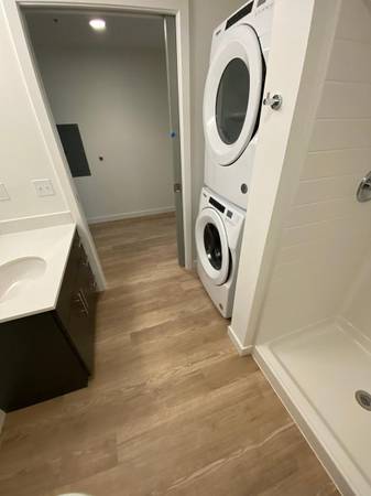 $1,699 / 330ft2 - Experience the Ultimate in Convenience and Luxury (Proctor Distric)63852580204161120