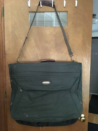 Garment bag 1