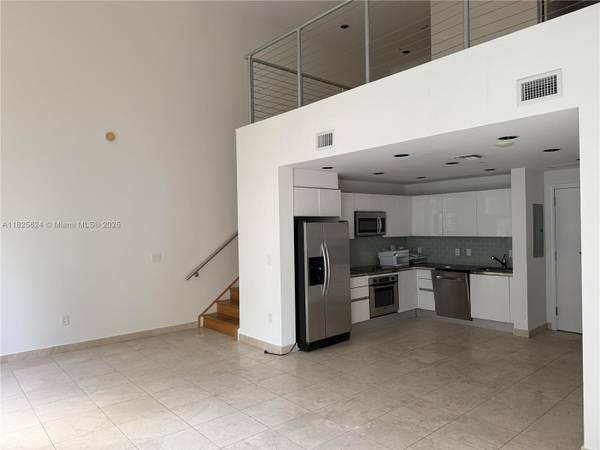 $3,500 / 1br - 1053ft2 - Enjoy Being Steps from Everything from this Fab 1bd! (1060 Brickell- Brickell)64001847493121120