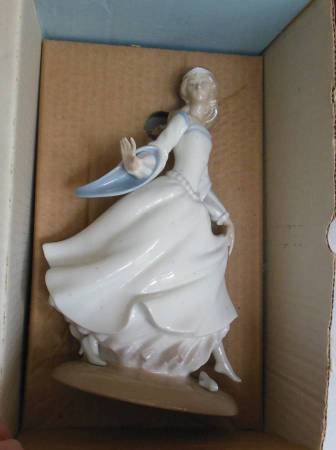 Lladro "Cinderella" 1
