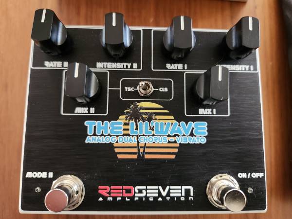 RedSeven Amplification Lil'Wave Dual Analog Chorus/Vibrato Pedal 1