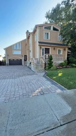 Pet-friendly apartments
$1,800
Baldwin, Floral Park, East Rockaway, Franklin Square Pet-friendly apartments
$1,800
Baldwin, Floral Park, East Rockaway, Franklin Square