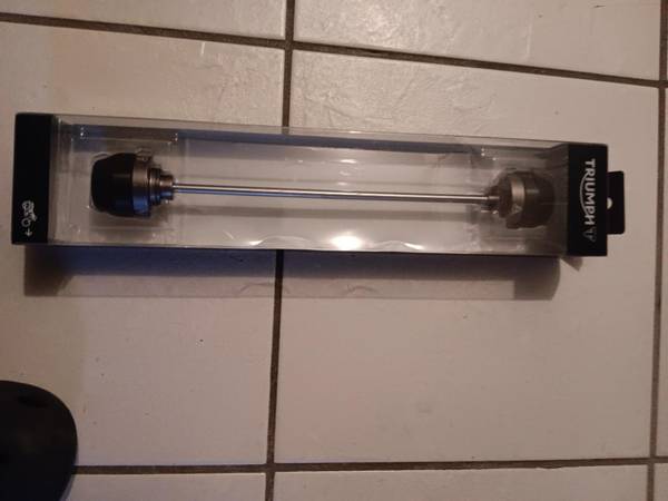 triumph fork protectors 1