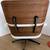 Silla y otomana REPLICA clásicas Eames Lounge - Blanca con base negra 6 thumbnail