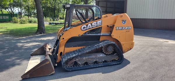 2016 CASE TR340 TRACK SKIDSTEER LOADER 1