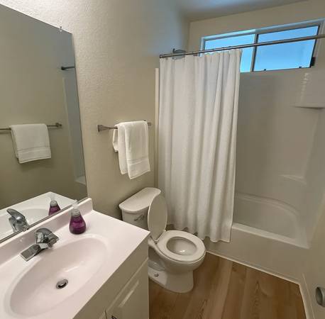 $1,150 / 1br - ***SPACIOUS 1 Bed/1 Bath apartment in the heart of Rohnert Park*** (Rohnert Park)63664186487937123