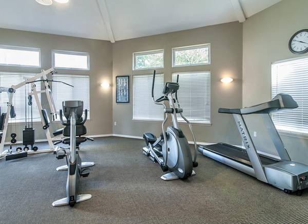$1,995 / 3br - Fitness Center, Relaxing Sauna, Updated Appliances incl Dishwasher (Beaverton / Aloha)63914740730115123