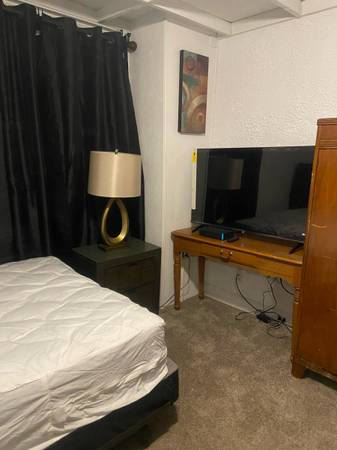 $180 / 1br - Nice room harriburg for $180 per week (Harrisburg)64010160577283124