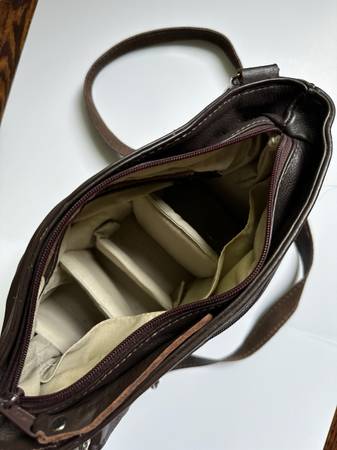 Epiphanie Cortina Camera Bag Chocolate - $65 (Fairfax)63470449156611121