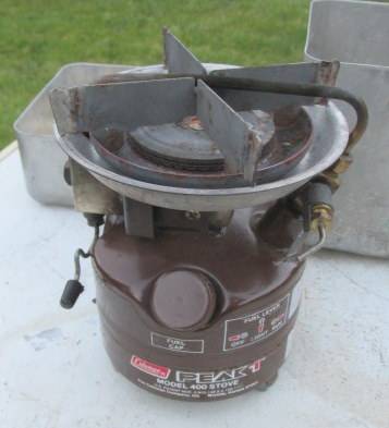 Coleman Peak 1 Model 400 Single Burner Backpack Stove + Case