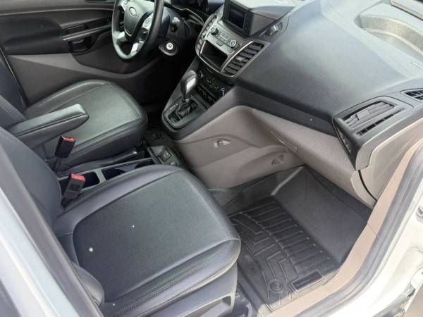 2021 Ford Transit Connect - Photo 13