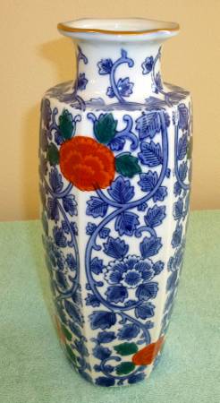 Set Of 3 Ceramic Flower Vases - $30 (Palm Desert)62969134313345124
