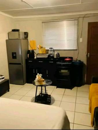 🌟 Renting a Perfect Size Bedroom and Bathroom – Better Living Starts Here! 1