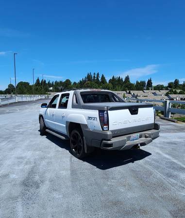 2002 Chevrolet Avalanche 1500 6-Seater - $6,50063618430298115124