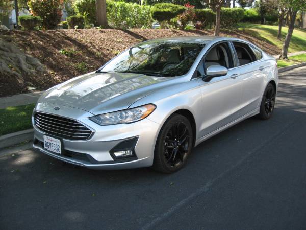 2019 Ford Fusion SE Sedan (bajas millas, solo 107 mil millas) - $7,999 (fremont / union city / newark)63617492359297121