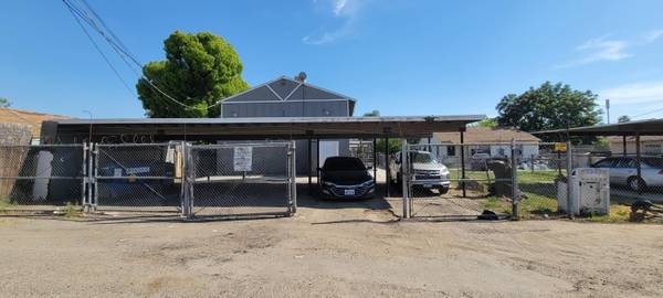 $1,900 / 3br - 1100ft2 - ***3 bed 2.5 bath apartment for rent in Fresno // Sec 8 Welcome (Shields and Valentine)64008333907842120