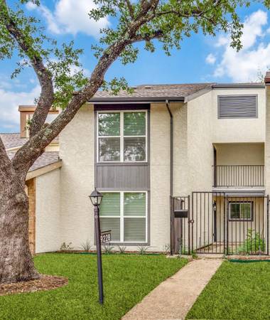 TOWNHOME NOW AVAILABLE!!! 1