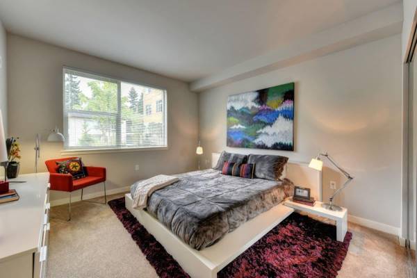 $2,507 / 1br - 744ft2 - Central Heat, State-of-the-art Fitness Center, Assigned Garage Parking (NE 8th Street)63850756167939123