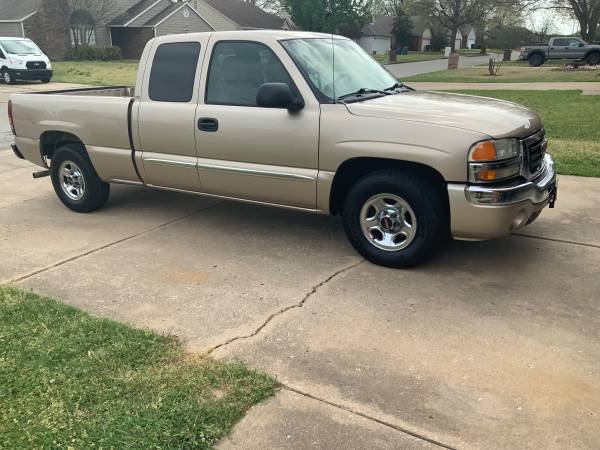2004 GMC SIERRA-61K ORIGINAL MILES $17850 OR BEST OFFER VERY NICE 1