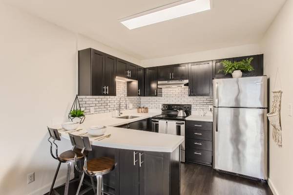 $1,495 / 1br - 620ft2 - Depósito de $99 y tarifas eliminadas = ¡Tu nuevo apartamento de 1 dormitorio! (Downtown Portland)63841707372929124