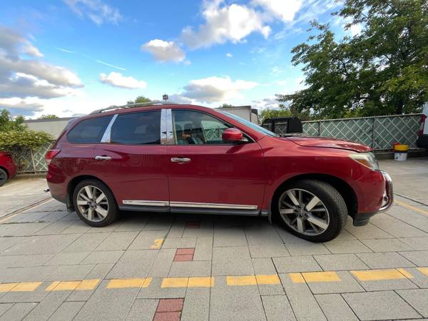 Nissan Pathfinder 2014 Red (Used) - $3,80063654714752515120