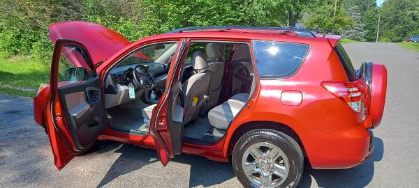 🚙2010 Toyota RAV4 4WD, 168K, VA Insp. & Emiss 🚙 - $6,350 (Manassas, VA)63616290369153121