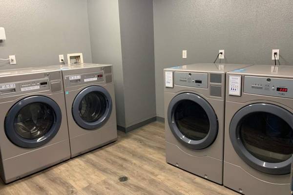 $3,346 / 2br - 2B/1B, On-Site Laundry Facilities, Berkeley CA (berkeley)63868037219843121