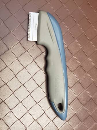 PET FLEA comb 1