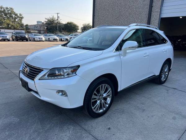 Clean Reliable Luxurious White 2013 Lexus RX 350 3.5L V6 & Auto Trans 1