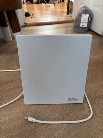TV hi-def antenna from Best Buy 1