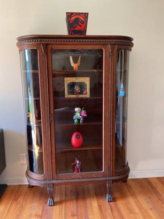 China cabinet 1