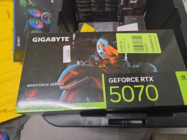 geforce rtx 5070 12 gb GPU 1