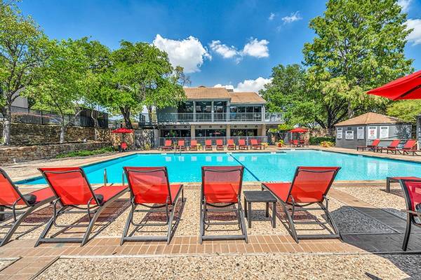 $1,788 / 2br - 1278ft2 - 2 bedroom, Laundry Facility, Located in Irving (3701 N O'Connor Rd, Irving, TX)63796327799171124