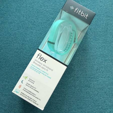 (Not Connecting) Teal Fitbit Flex Fitness Wristband 1