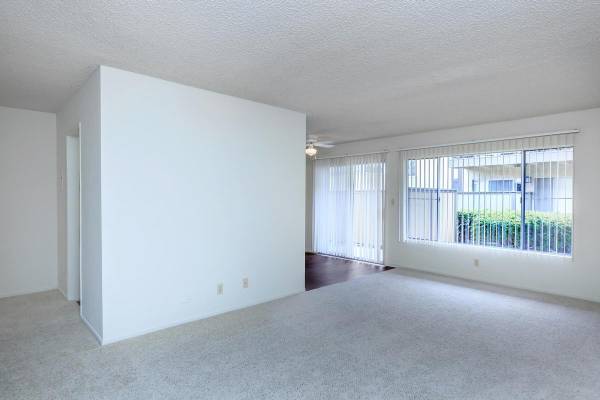 $2,100 / 1br - 700ft2 - Dos spas relajantes, visite hoy, amplios armarios walk-in63668253772289120