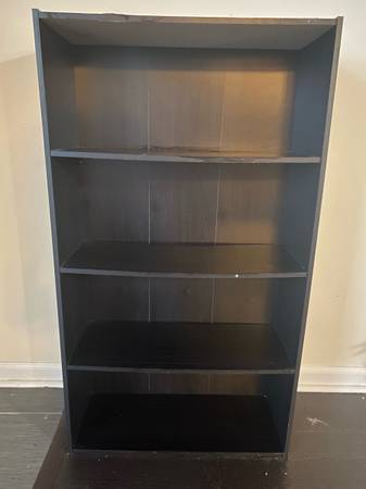 Unextrodinary Bookshelf 1