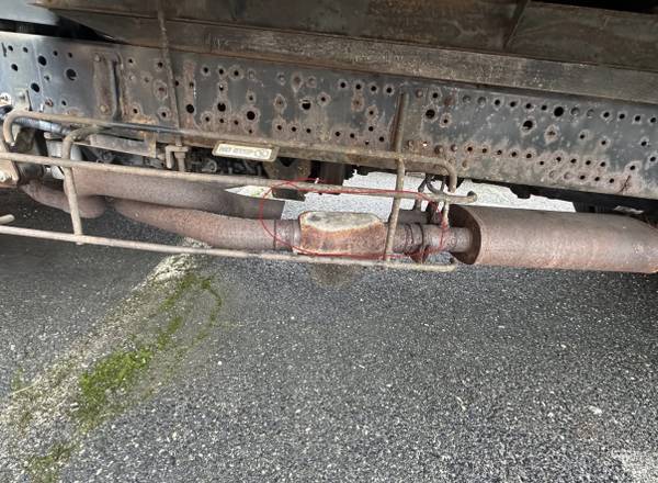 2002 GMC W4500 13' - Photo 7