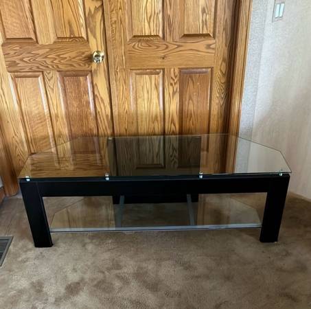Entertainment Stand 1