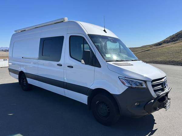 2021 Mercedes Benz MXCAE6 3500 Sprinter Van 1
