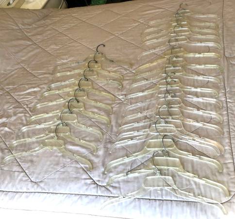 Clothes Hangers x26 1