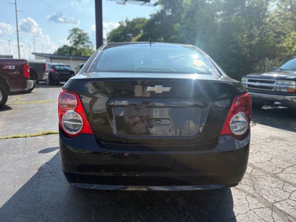 2012 Chevrolet Sonic LS (66K Miles) *Read Ad* - $1,995 (Camby)63621986576513123