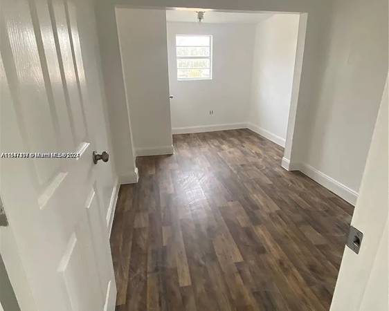 $950 / 2br - 651ft2 - CASA DE 2 HABITACIONES EN ALQUILER EN MARIANNA (Marianna)63736033764353122