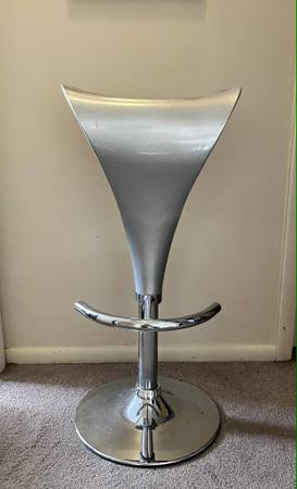 Adjustable Swivel, Backless Stool w/Footrest 1