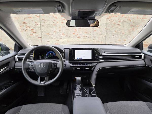 2025 TOYOTA CAMRY HYBRID - $28,900 (NEWARK)63654715608451124