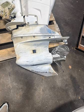 Motor de barco fueraborda Evinrude Etec 250 hp DFI de 2007, motor de 25" E-Tec BRP - $5.500 (Seabrook)63437872015873121