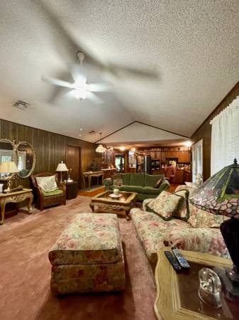 $399,000 / 4br - 3905ft2 - Spacious 4BR/3BA Brick Home on 5+ Acres w/pool Peaceful Country Living (Bearden, AR)64312241356033124