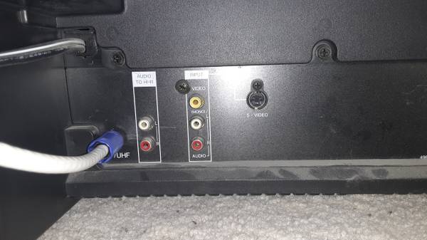 Hitachi 32" CRT - $350 (Boulder)63470455084417123