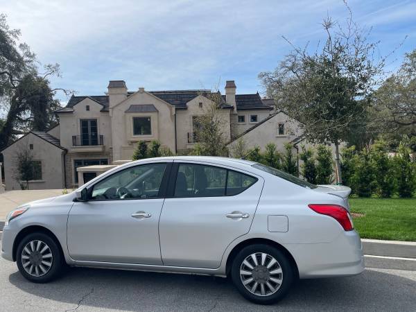 2015 NISSAN VERSA SPORT PURE DRIVE -FAMILY OWNED (SUPER GAS SAVER - $3,950 (Los Angeles)63615867127683123