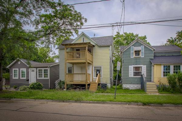 $120,000 2-unit home with LAND CONTRACT TERMS AVAILABLE! (Kalamazoo, MI)64151605282818120
